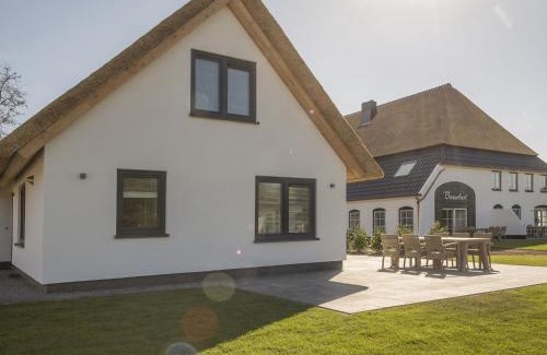 De Cocksdorp Maison | Holiday Home in De Cocksdorp near Beach