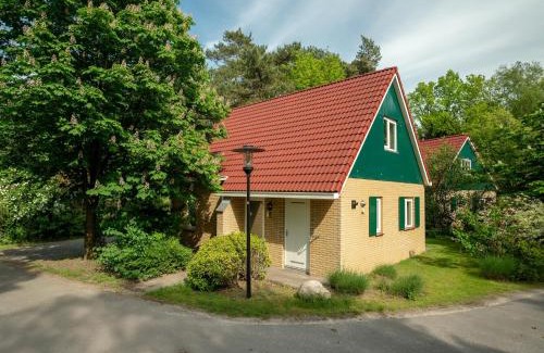 Diessen Maison | Holiday Home in Diessen near Green Park