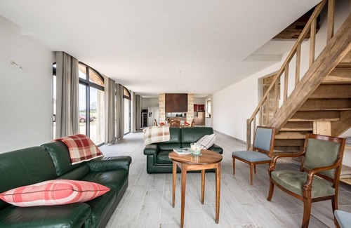 Cercy-la-Tour Maison | Maison de vacances à Cercy-la-Tour avec terrasse