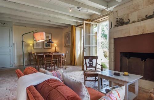 Sossais Maison | Holiday Home in Puygareau near Poitiers