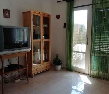 Balatonmariafurdo Maison | Holiday home in Balatonmariafürdo 19327