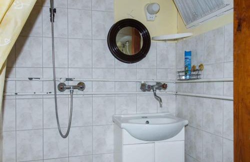 Balatonmariafurdo Maison | Holiday home in Balatonmariafürdo 19260