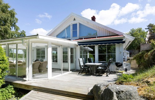 Karna Maison | Holiday home in Kärna, Bohuslän near salty baths | SE09034