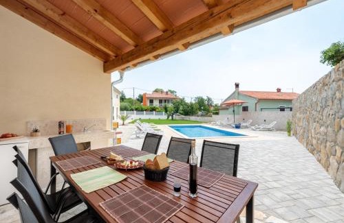 Kapelica Maison | Holiday home in Labin with private pool