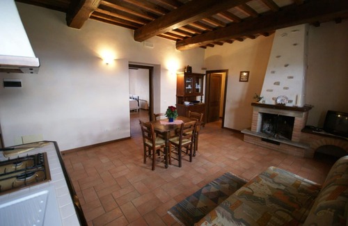 Montone Maison | Maison de vacances א Montone avec piscine