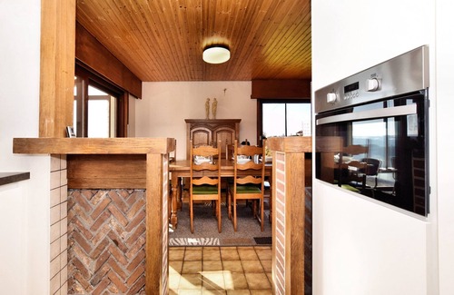 Nadrin Maison | Maison de vacances א Nadrin avec terrasse privיe