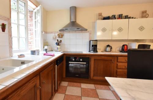 Englancourt Maison | Holiday Home in Oise with Forest Views