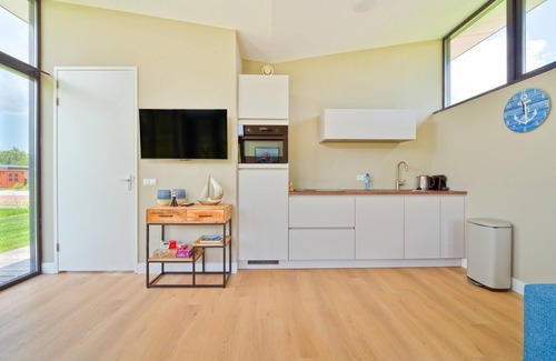 Leiderdorp Maison | Holiday Home in Oud Ade near Kaag Lakes