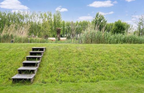 Leiderdorp Maison | Holiday Home in Oud Ade near Kaag Lakes
