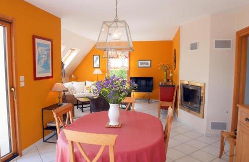 Brignogan-Plage Maison | Holiday Home in Plouneour near Sandy Beach