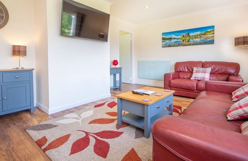 Ratagan Cottage | Holiday Home in Ratagan by Dornie