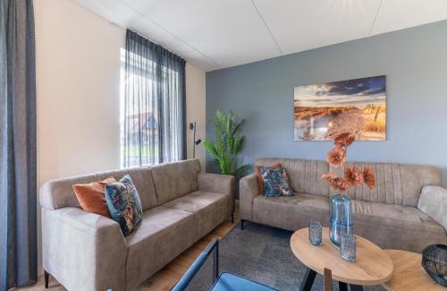 Scherpenisse Maison | Holiday Home in Scherpenisse near Nature Reserve