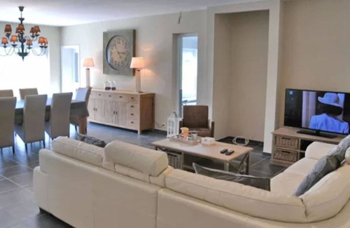 Somme-Leuze Maison | Maison à Somme-Leuze avec Piscine & Sauna