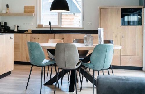 De Koog Maison | Holiday Home in Texel near Forest and Sea