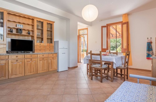 Torre Colonna-sperone Maison | Maison de vacances 'Villa Sicilia' avec vue sur les montagnes, jardin et Wi-Fi.