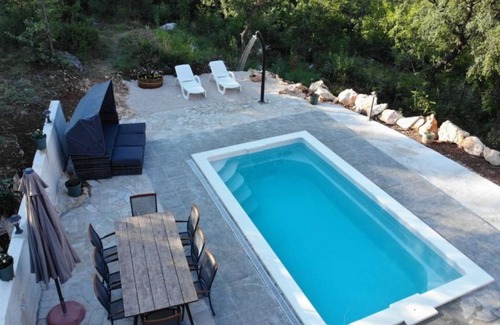 Dicmo Maison | Holiday home Jadrić - Holiday home with Pool