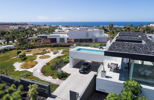 Costa Adeje Villa | Maison de vacances 'Karat Villa Macaronesia' avec vue sur la mer, piscine, jardin et Wi-Fi.