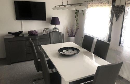 Usseln Appartement | Holiday home Kent Comfortable Vacation Home