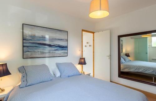 Kerlouan Maison | Holiday Home Ker Simor Ty Mer by Interhome