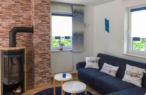 Zirkow Maison | Holiday Home Kleine Möwe by Interhome