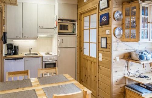 Saariselka Maison | Holiday Home Kuksatie 8 b by Interhome
