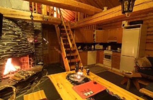 Enontekio Maison | Holiday Home Kuukkelitupa by Interhome