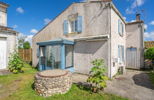 Saint-Just-Luzac Maison | Maison de vacances 'L'Olivier' avec terrasse privée, Wi-Fi et climatisation
