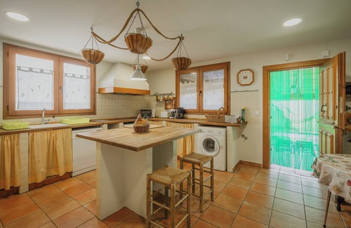 Marazuela Maison | Maison de vacances 'La Alameda' avec vue sur la mer, piscine privée et Wi-Fi