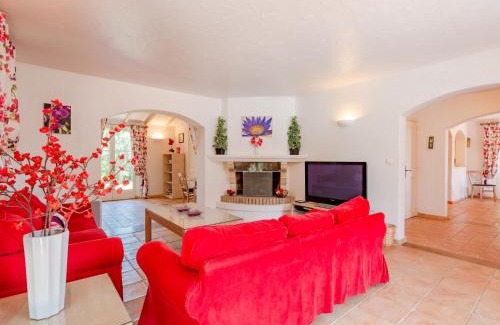 Sainte-Maxime Maison | Holiday Home La Bastide Rose by Interhome