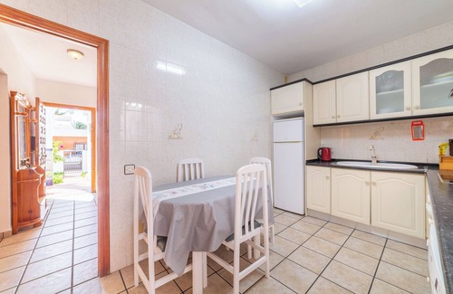 Nijar Maison | Maison de vacances 'La Buganvilla' avec terrasse privée, jardin privé et climatisation