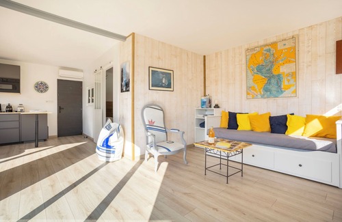 Saint-Marine Maison | Maison de vacances 'La Cabane - 10 Min Du Port' avec terrasse privée, Wi-Fi et climatisation
