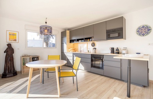 Saint-Marine Maison | Maison de vacances 'La Cabane - 10 Min Du Port' avec terrasse privée, Wi-Fi et climatisation
