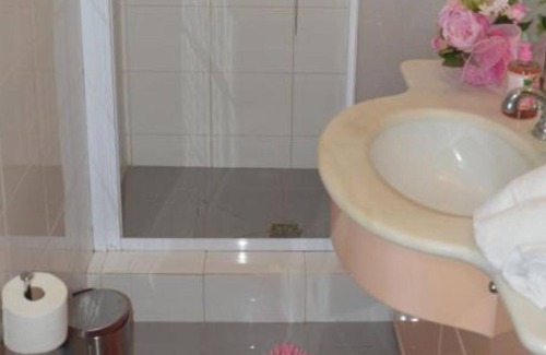 Collesanto Maison | Holiday Home 'La Casa Di Lupin A Perugia' with Shared Terrace and Wi-Fi