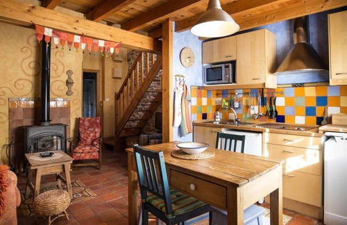 San Pelayo de Montija Maison | Maison de vacances 'La Casita De Zalama' avec jardin privé et Wi-Fi