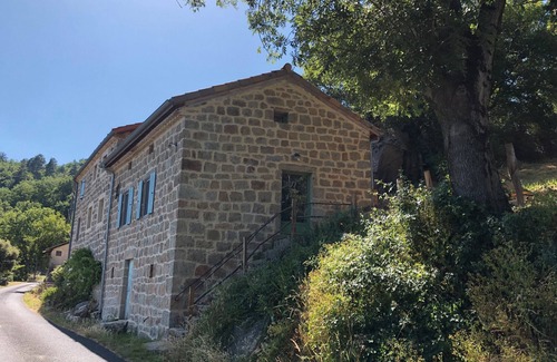 Beauvene Maison | Holiday Home 'La Casita' with Mountain View, Private Terrace and Wi-Fi