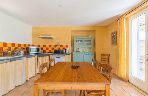 Saint-Christol Maison | Maison de vacances 'La Bellimure' avec vue sur les montagnes, terrasse partagée et Wi-Fi