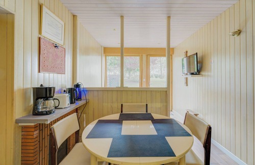 Javene Maison | Maison de vacances 'La Maison De La Rebergère' avec terrasse partagée, jardin partagé et Wi-Fi
