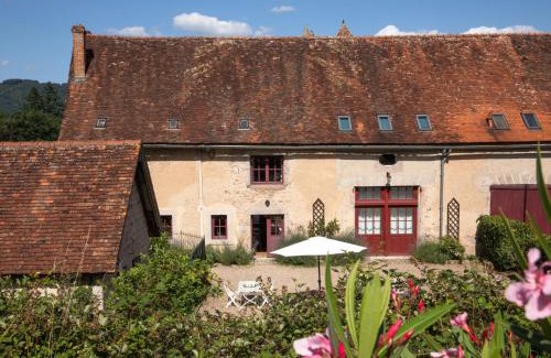 La Tagniere Maison | Holiday Home La Maison du Chateau by Interhome