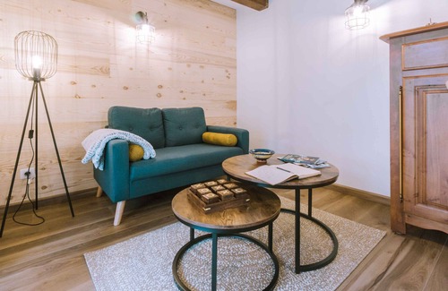 Bonvillard Maison | Holiday Home "La Petite Maison" with Mountain View, Private Garden & Wi-Fi