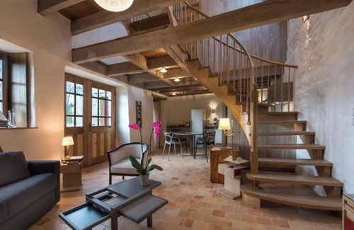 Commana Maison | Maison de vacances 'La Petite Maison - Piscine - Spa' avec piscine partagée, terrasse et Wi-Fi