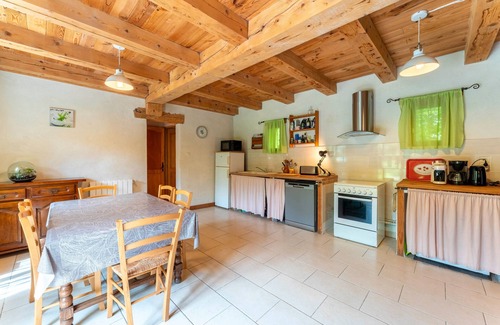 Le Thor Maison | Maison de vacances 'La Petite Palasse' avec piscine privée, Wi-Fi et climatisation