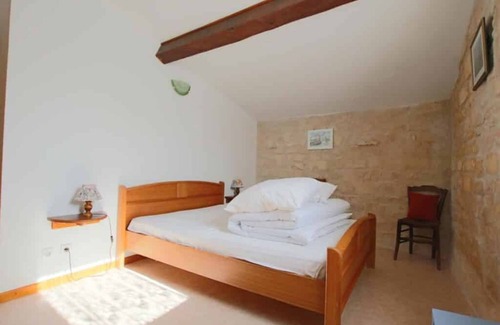 Romegoux Maison | Holiday Home 'La Rétaise' with Private Terrace and Private Garden