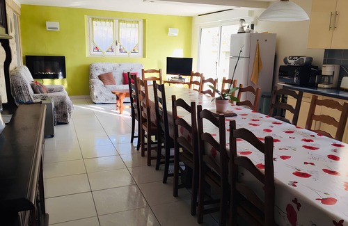 Creysse Maison | Holiday Home 'La Rivière Perigord - Pmr' with Private Pool, Private Terrace and Wi-Fi