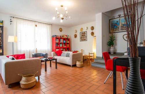 Pugnano Maison | Holiday Home La Rondine by Interhome