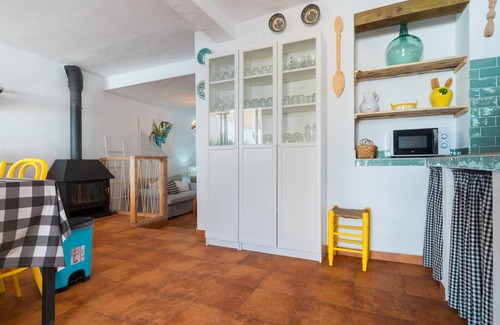 Guadalcanal Maison | Holiday Home 'La Sierra Del Viento' with Mountain View, Private Pool and Wi-Fi