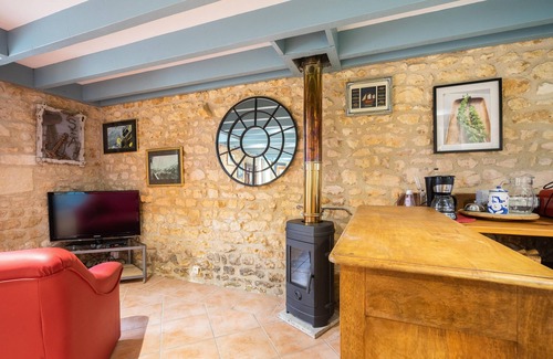 Gemozac Maison | Maison de vacances 'La Source - Gîtes De La Tournerie' avec piscine partagée, jardin et Wi-Fi