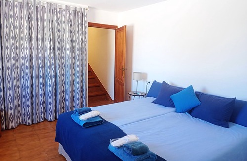 Son Coll Chalet De Ski | Holiday HOme 'Las Brisas Port Des Canonge' with Private Pool, Sea View and Air Conditioning