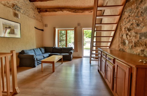 Rieussec Maison | Holiday Home 'Le Comtois, Le Pont De Calmel' with Mountain View, Shared Pool and Private Terrace