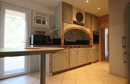 Romegoux Maison | Holiday Home 'Le Domaine Des 3 Îles' with Private Terrace, Private Garden and Wi-Fi