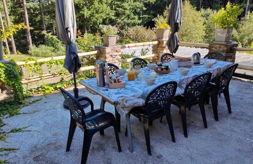 Saumane Maison | Maison de vacances 'Le Mas De La Rode Pour 6' avec terrasse privée et Wi-Fi